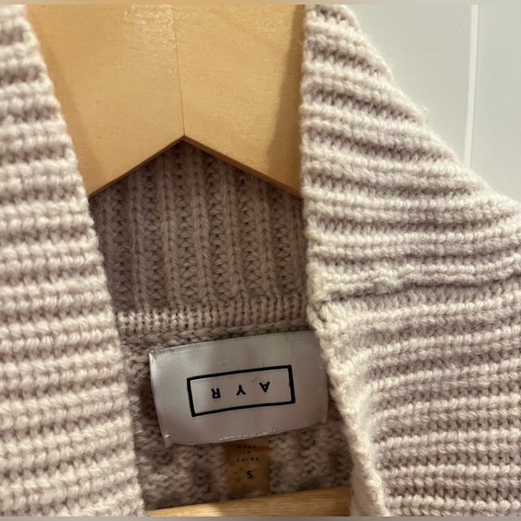 AYR Ivory Le Square Kable Knit Mock Neck Sweater Size Small 100% wool fisherman - Picture 5 of 10